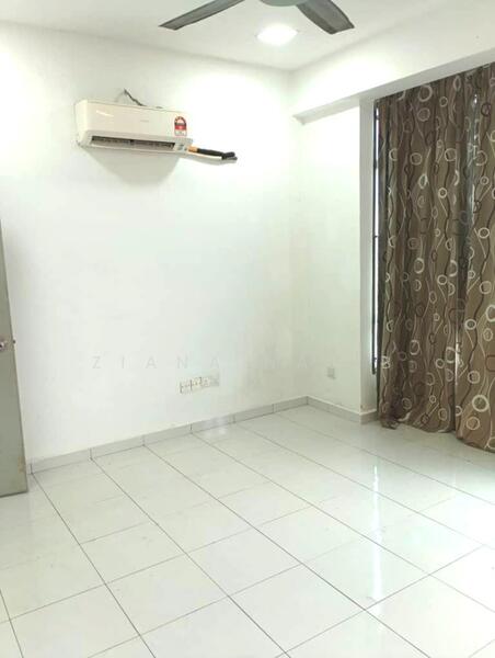 Interior pangsapuri damai shah alam