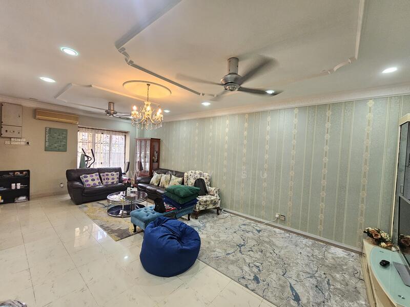 Bukit Jelutong untuk Untuk Dijual - RM 820,000, Mac 2026 - Living Room - PropertyGuru.com.my