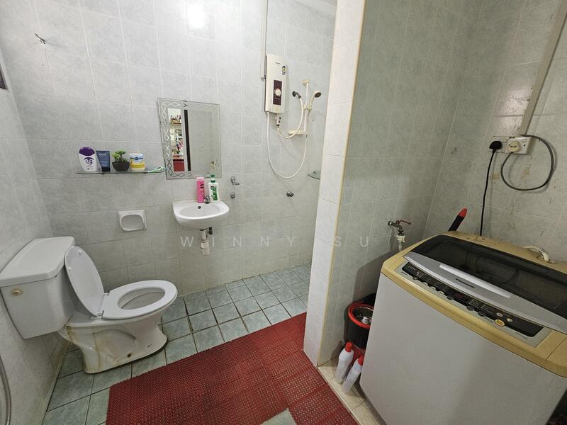 Bukit Jelutong untuk Untuk Dijual - RM 820,000, Mac 2026 - Bathroom - PropertyGuru.com.my