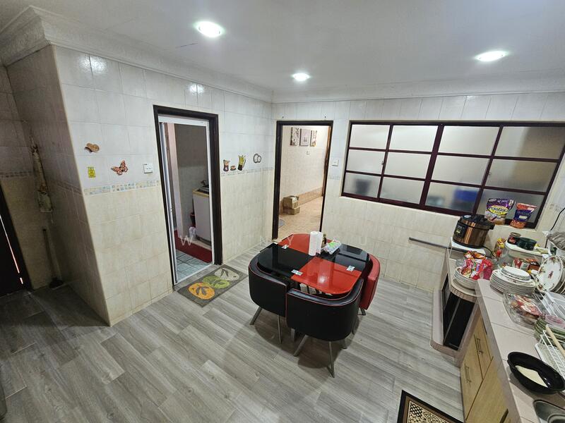 Bukit Jelutong untuk Untuk Dijual - RM 820,000, Mac 2026 - Kitchen - PropertyGuru.com.my