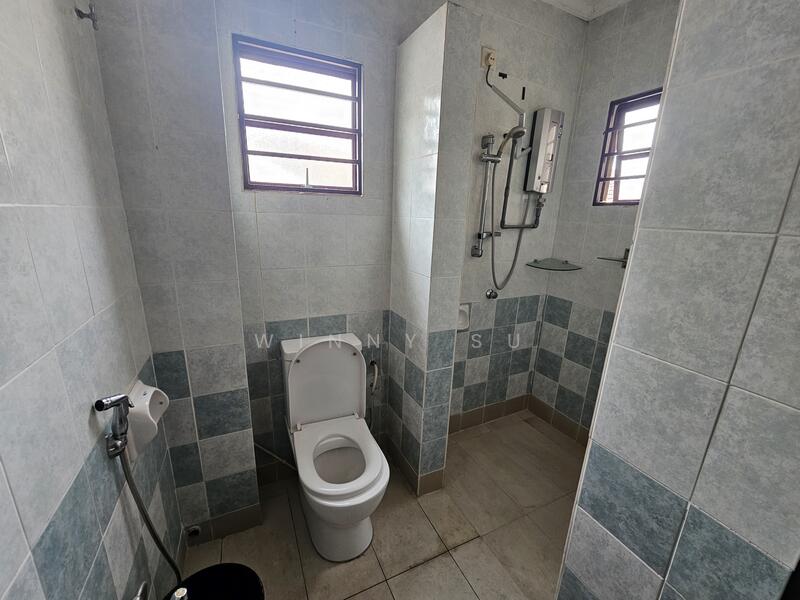 Bukit Jelutong untuk Untuk Dijual - RM 820,000, Mac 2026 - Bathroom - PropertyGuru.com.my