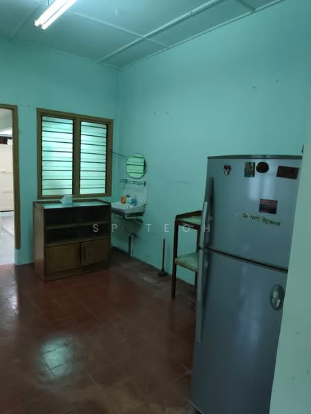 Semi-Detached House for Sale in Taman Happy (Ipoh) - SP Teoh - Kitchen - PropertyGuru.com.my