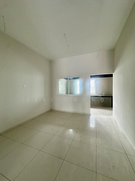 2-storey Terraced House for Sale in Seri Beringin (Lahat) - Levi Chong - Interior - PropertyGuru.com.my