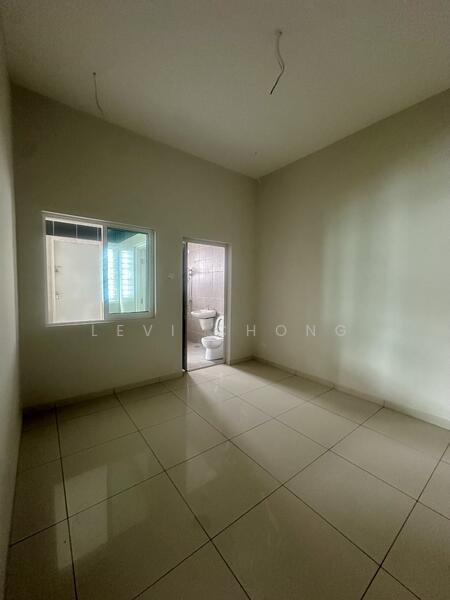 2-storey Terraced House for Sale in Seri Beringin (Lahat) - Levi Chong - Bathroom - PropertyGuru.com.my