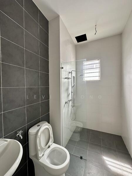 2-storey Terraced House for Sale in Seri Beringin (Lahat) - Levi Chong - PropertyGuru.com.my