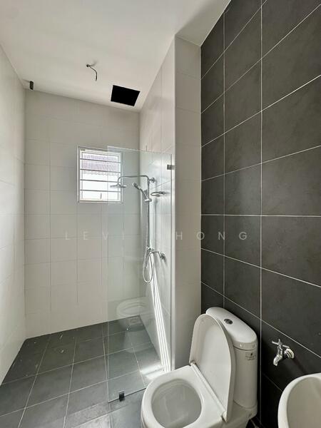 2-storey Terraced House for Sale in Seri Beringin (Lahat) - Levi Chong - PropertyGuru.com.my