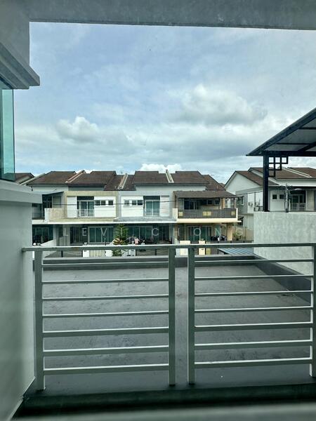 2-storey Terraced House for Sale in Seri Beringin (Lahat) - Levi Chong - PropertyGuru.com.my