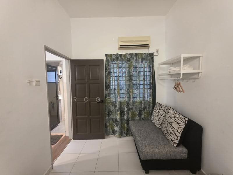 Rumah Teres 2-Tingkat untuk Dijual di Alam Nusantara (Setia Alam) - Roger Ng - PropertyGuru.com.my