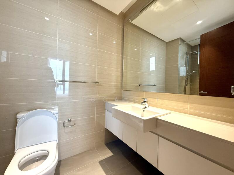 Service Residence for Sale at The Astaka @ 1 Bukit Senyum - Gucca Tay - Bathroom - PropertyGuru.com.my