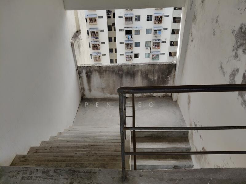 Endlot Exit Staircase 