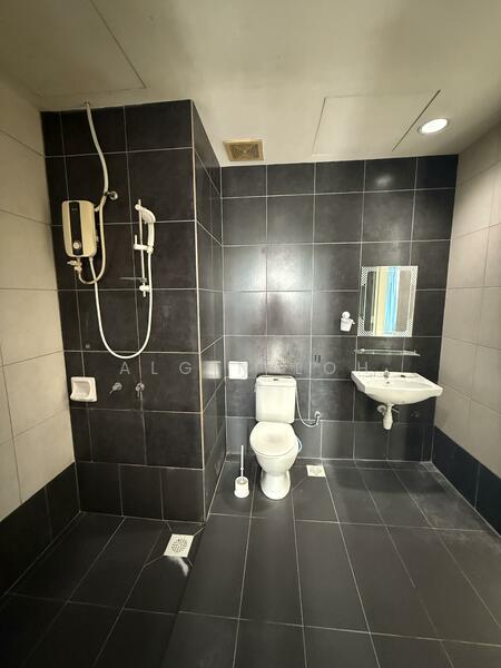 D'Pulze Cyberjaya untuk Untuk Disewa - RM 1,000 /bulan, Feb 2026 - Bathroom - PropertyGuru.com.my