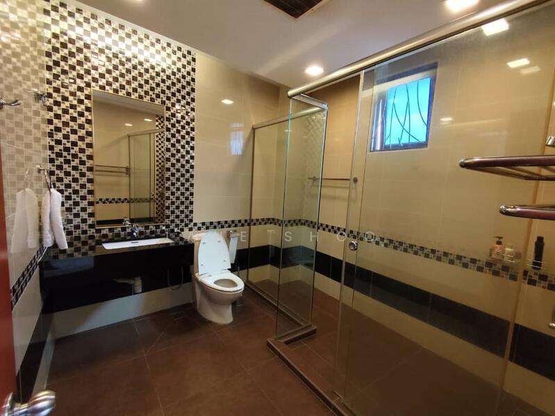 Bungalow for Sale in Bandar Kinrara (Selangor) - Jane Shoo - Bathroom - PropertyGuru.com.my