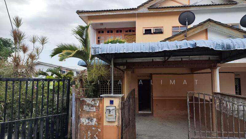 Rumah Teres untuk Dijual di Taman Banang Jaya (Batu Pahat) - Noraliza Alimat - Exterior - PropertyGuru.com.my