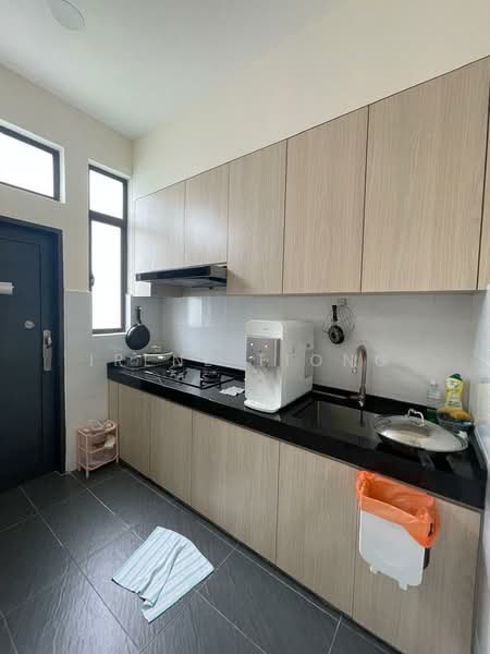 Rumah Berkembar untuk Dijual di Puncak Alam (Selangor) - Irene Tiong - Kitchen - PropertyGuru.com.my