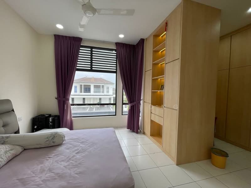 Rumah Berkembar untuk Dijual di Puncak Alam (Selangor) - Irene Tiong - Bedroom - PropertyGuru.com.my