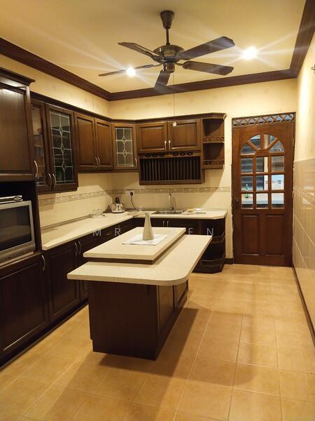 Rumah Teres 2-Tingkat untuk Disewa di Taman Perpaduan (Tambun) - Mr Yuen - Kitchen - PropertyGuru.com.my