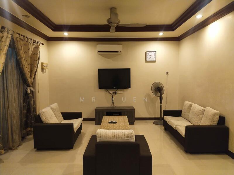 Rumah Teres 2-Tingkat untuk Disewa di Taman Perpaduan (Tambun) - Mr Yuen - Living Room - PropertyGuru.com.my