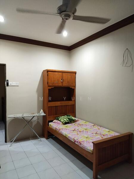 Rumah Teres 2-Tingkat untuk Disewa di Taman Perpaduan (Tambun) - Mr Yuen - Bedroom - PropertyGuru.com.my