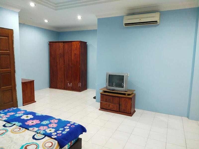 Rumah Teres 2-Tingkat untuk Disewa di Taman Perpaduan (Tambun) - Mr Yuen - Bedroom - PropertyGuru.com.my