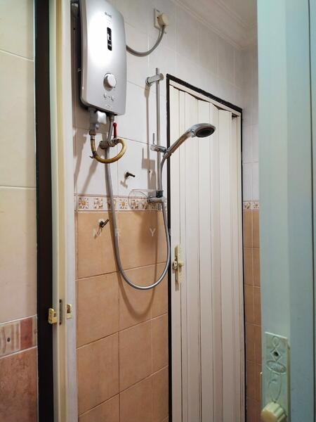 Rumah Teres 2-Tingkat untuk Disewa di Taman Perpaduan (Tambun) - Mr Yuen - Bathroom - PropertyGuru.com.my