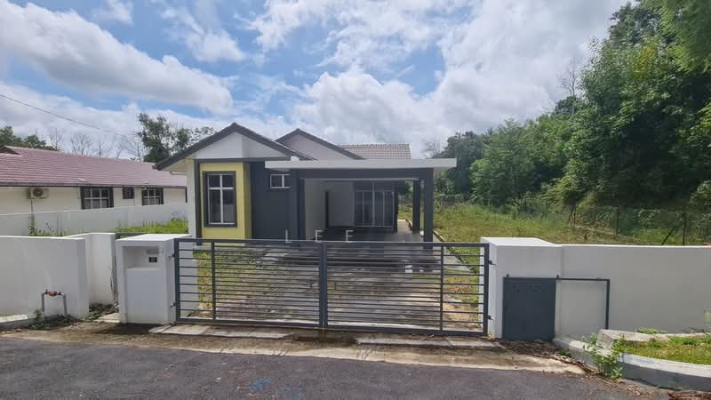 Bungalow for Sale in Kuala Pilah (Negeri Sembilan) - Lee . - Exterior - PropertyGuru.com.my