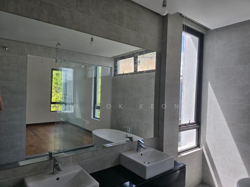 Rumah Berkembar untuk Dijual di Sunway Montana (Setapak) - Enrico Tan - Bathroom - PropertyGuru.com.my