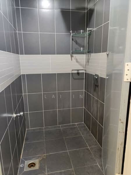 Office for Sale in Mont Kiara (Kuala Lumpur) - Lai In - Bathroom - PropertyGuru.com.my