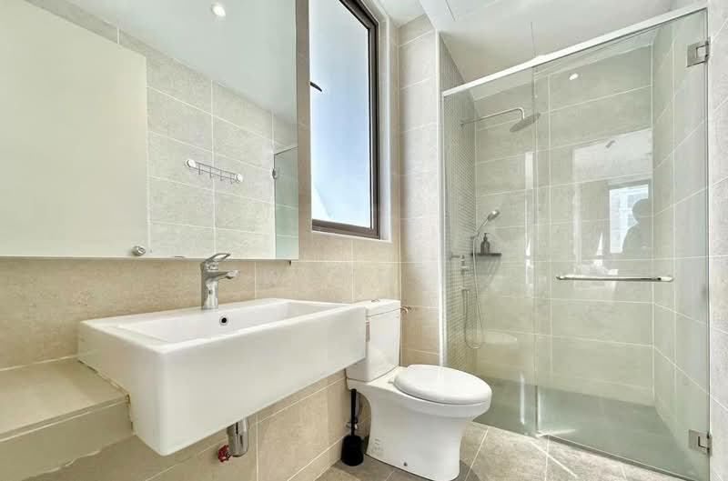 Servis Apartment untuk Dijual di Bali Residences - Woon . - Bathroom - PropertyGuru.com.my