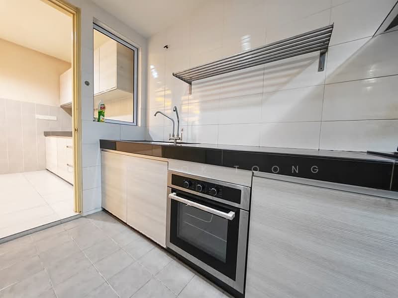 Service Residence for Sale at Koi Kinrara - Chow Kok Toong - Kitchen - PropertyGuru.com.my