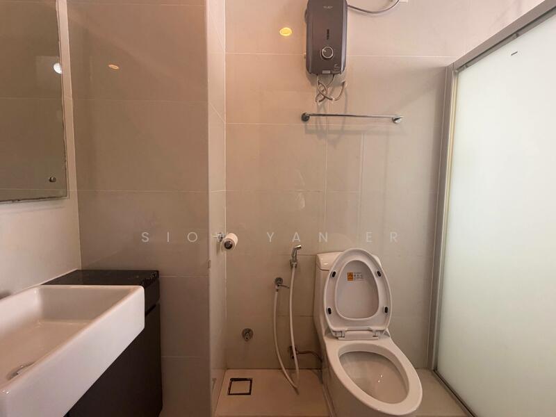 Condominium for Rent at Royal Strand @ Country Garden Danga Bay - Siow Yan Er - Bathroom - PropertyGuru.com.my