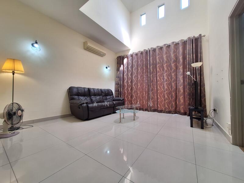 Bayan Villa, Seri Kembangan untuk Untuk Disewa - RM 1,700 /bulan, Feb 2026 - Living Room - PropertyGuru.com.my