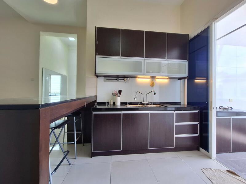 Bayan Villa, Seri Kembangan untuk Untuk Disewa - RM 1,700 /bulan, Feb 2026 - Kitchen - PropertyGuru.com.my