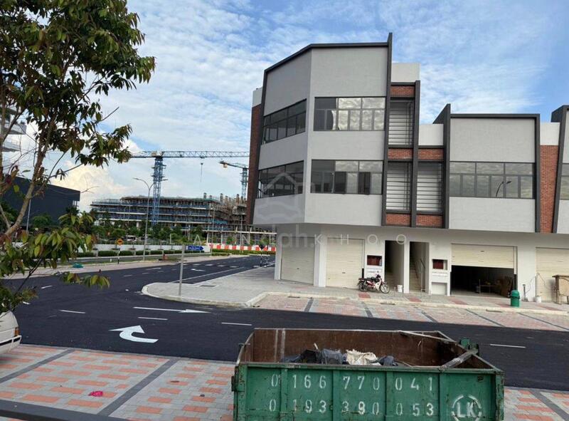 For Rent - Gamuda cove Bay Street Dengkil Brand New 2 Storey Shop