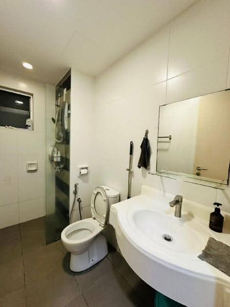 Kondominium untuk Dijual di Hijauan Puteri Condominium - Aiden Foo - Bathroom - PropertyGuru.com.my
