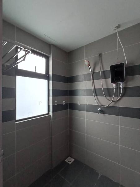 Servis Apartment untuk Disewa di G Residence - Pier Lye - Bathroom - PropertyGuru.com.my