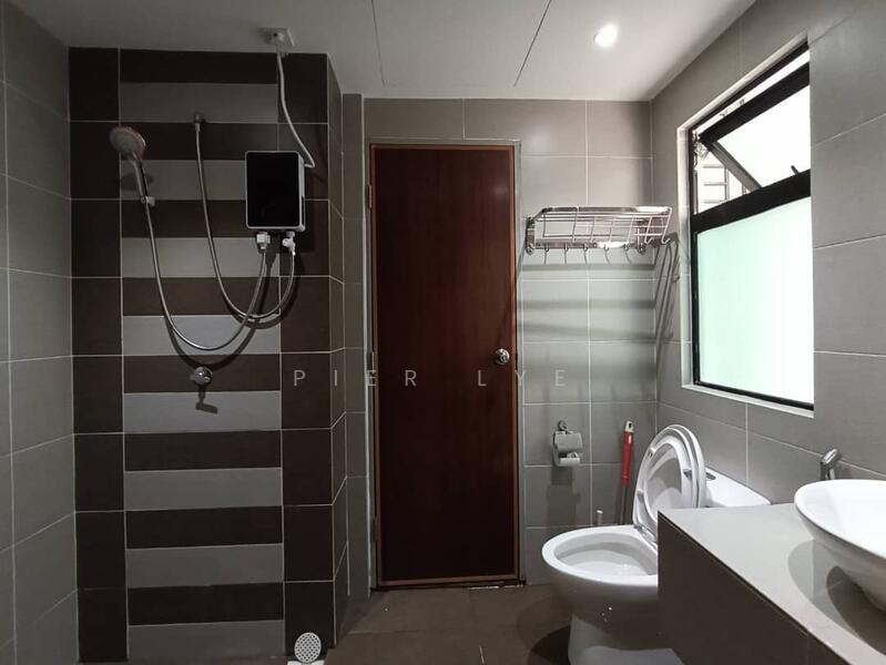 Servis Apartment untuk Disewa di G Residence - Pier Lye - Bathroom - PropertyGuru.com.my