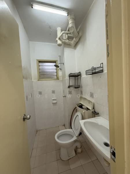 Apartment for Rent at Sri Penaga - Joey Wong - Bathroom - PropertyGuru.com.my