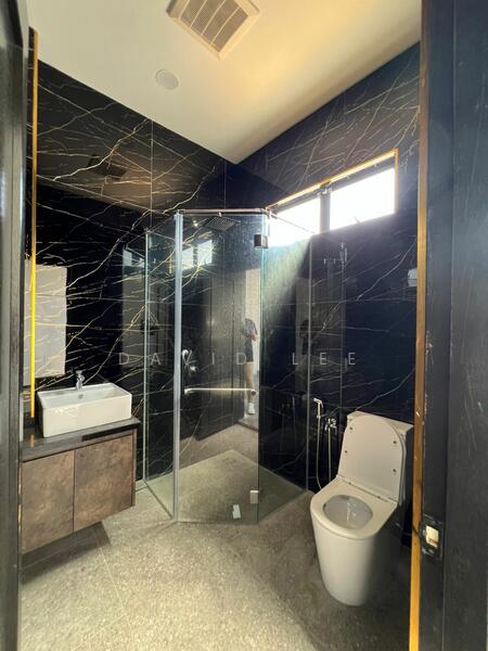 2Sty Semi-D with pool Taman Sinar Mahkota, Jalan Sinar Mahkota, Bandar Mahkota Cheras untuk Untuk Dijual - RM 2,000,000, Feb 2026 - Bathroom - PropertyGuru.com.my