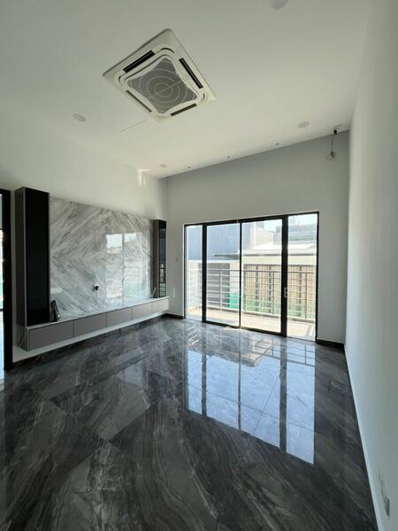 2Sty Semi-D with pool Taman Sinar Mahkota, Jalan Sinar Mahkota, Bandar Mahkota Cheras untuk Untuk Dijual - RM 2,000,000, Feb 2026 - Living Room - PropertyGuru.com.my