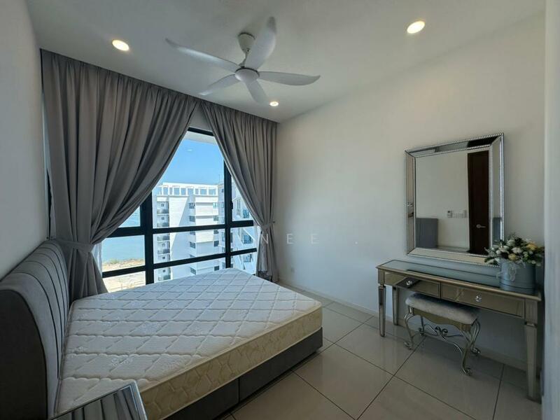 Condominium for Rent at Queens Residences Q2 @ Queens Waterfront - Xinnee . - Bedroom - PropertyGuru.com.my