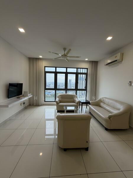 Kondominium untuk Disewa di Vivo Residential Suites - Chloe Wong - Living Room - PropertyGuru.com.my