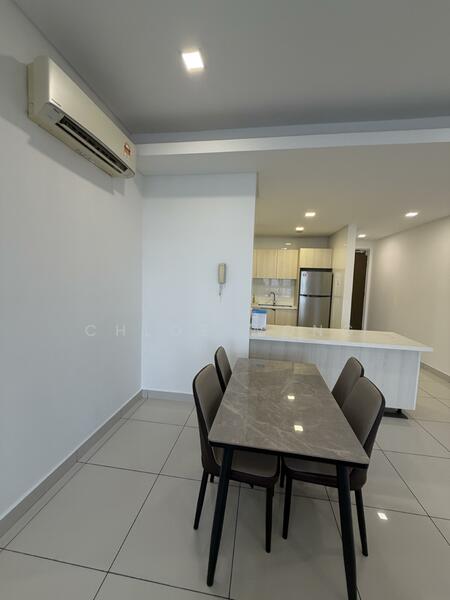 Kondominium untuk Disewa di Vivo Residential Suites - Chloe Wong - Dining Room - PropertyGuru.com.my