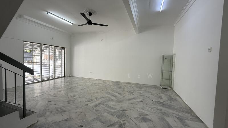 Rumah Teres 2-Tingkat untuk Dijual di Bandar Mahkota Cheras (Cheras) - Polly Lew - Living Room - PropertyGuru.com.my