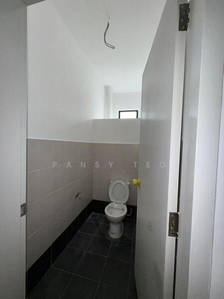 Factory for Rent in Skudai (Johor) - Pansy Teo - Bathroom - PropertyGuru.com.my