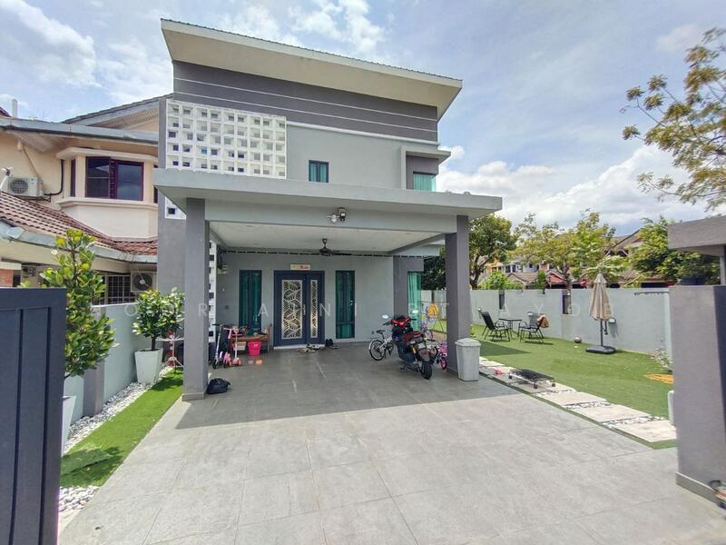 CORNER LOT Seksyen 7 Shah Alam 2 Storey Terrace House FULL RENO