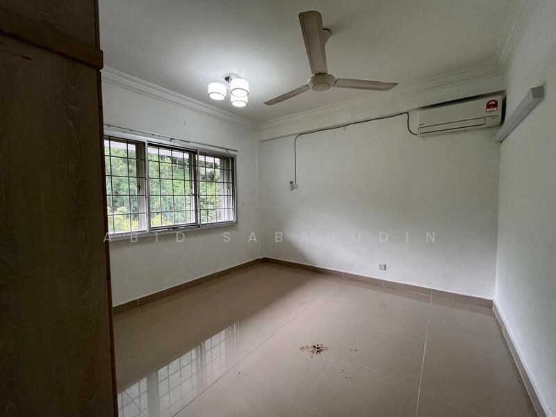 For Sale - Lojing Heights 1