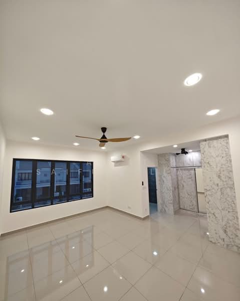 2-storey Terraced House for Rent in Cyberjaya (Selangor) - Aizat Saifulrullah - Living Room - PropertyGuru.com.my