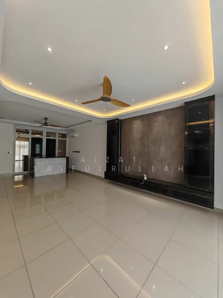 2-storey Terraced House for Rent in Cyberjaya (Selangor) - Aizat Saifulrullah - Living Room - PropertyGuru.com.my