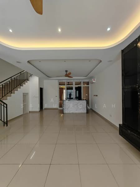 2-storey Terraced House for Rent in Cyberjaya (Selangor) - Aizat Saifulrullah - Living Room - PropertyGuru.com.my