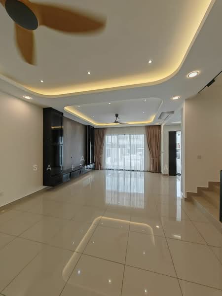 2-storey Terraced House for Rent in Cyberjaya (Selangor) - Aizat Saifulrullah - Living Room - PropertyGuru.com.my